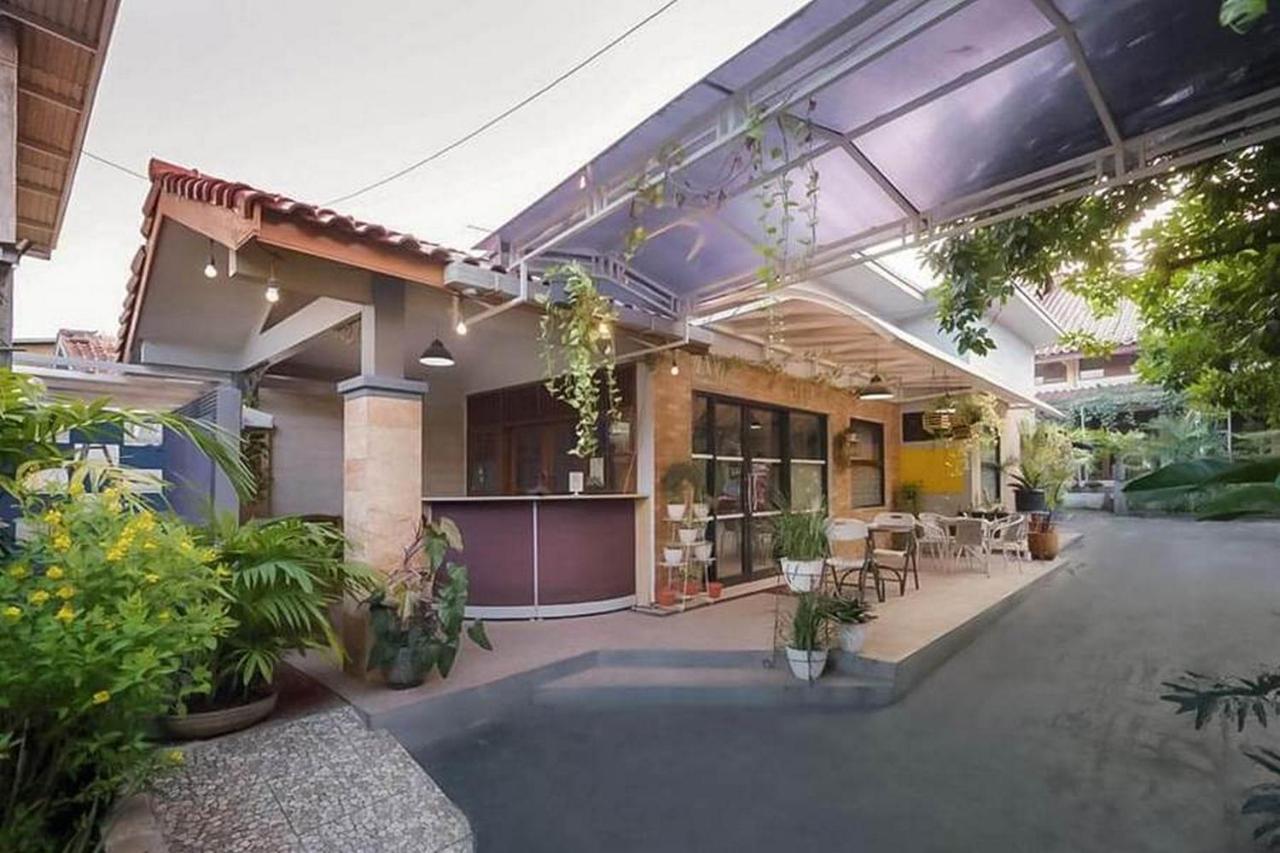 Reddoorz Near Rs Mitra Keluarga Depok酒店 外观 照片